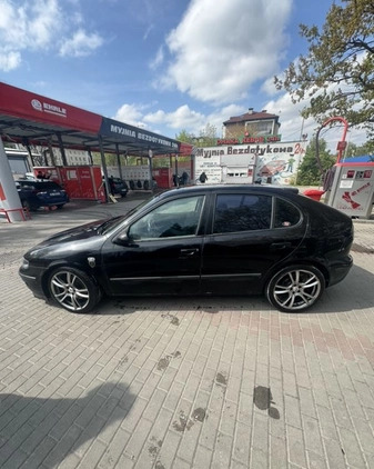 Seat Leon cena 13800 przebieg: 378000, rok produkcji 2000 z Sianów małe 154